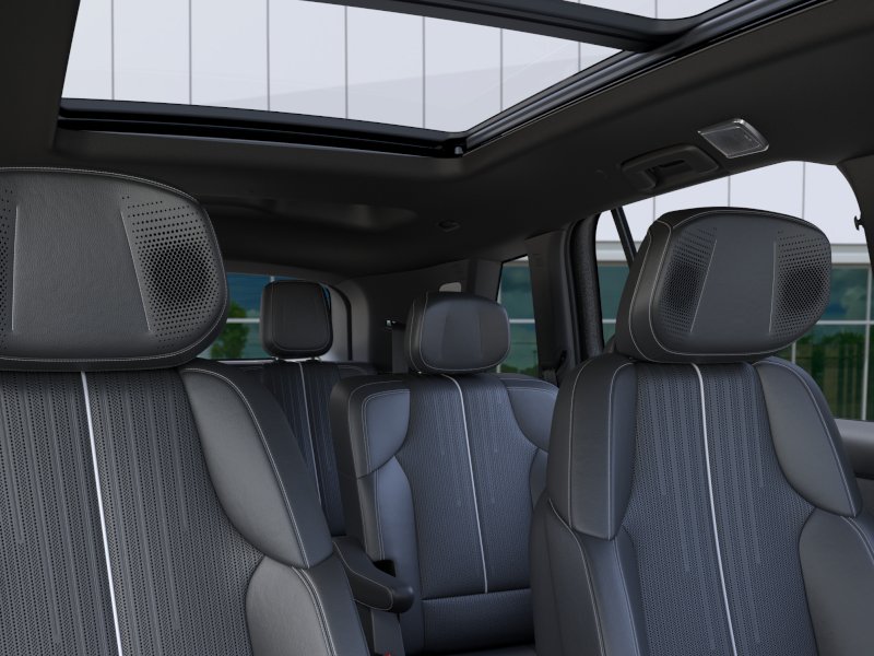 2027 Cadillac VISTIQ Sport - Photo 24