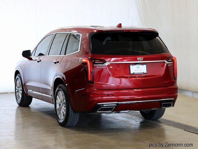 2024 Cadillac XT6 Luxury photo 3