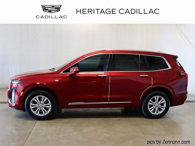 2024 Cadillac XT6 Luxury photo 2