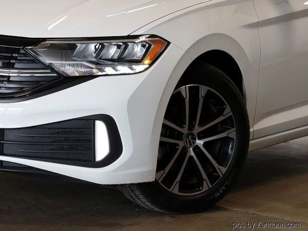 Used 2024 Volkswagen Jetta Sport
