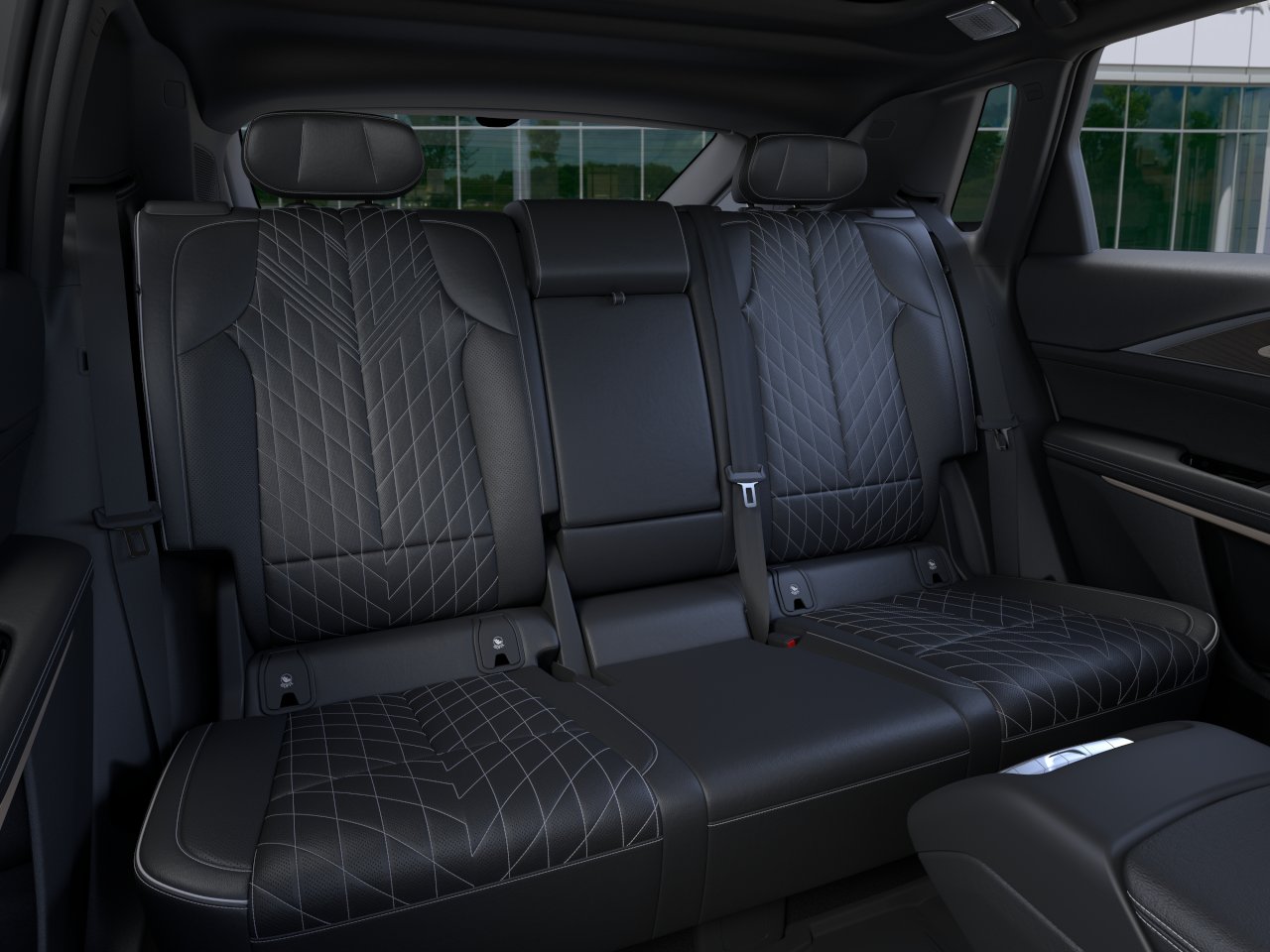 2026 Cadillac LYRIQ V Premium - Photo 17
