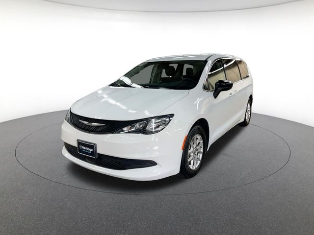 2024 Chrysler Voyager Voyager LX Minivan/Van's photo