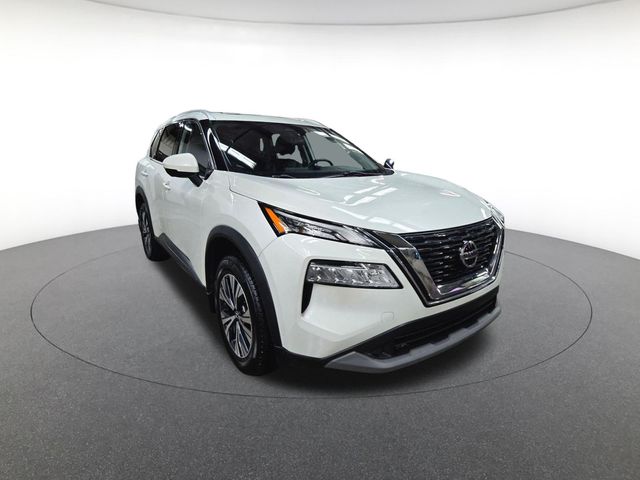 2021 Nissan Rogue SV photo 3
