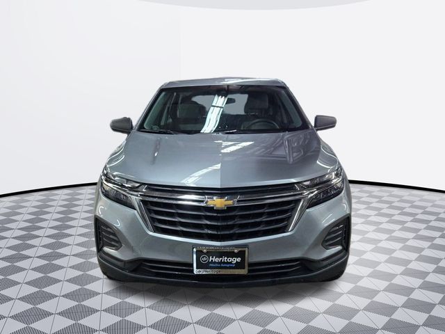 2023 Chevrolet Equinox LS photo 2