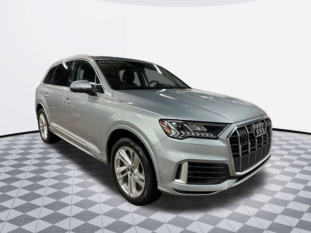 2024 Audi Q7 55 Premium Plus photo 3