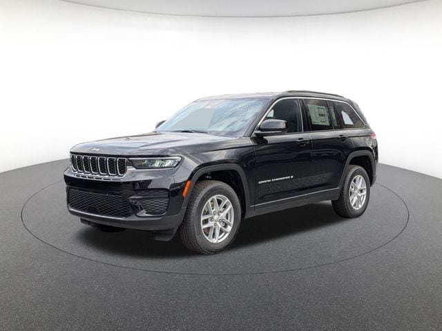 2025 Jeep Grand Cherokee Laredo's photo
