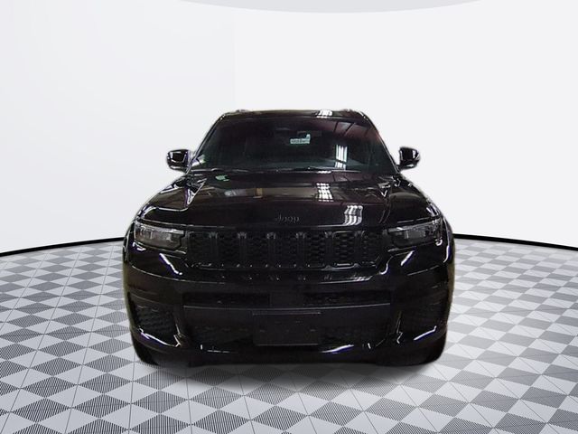 2025 Jeep Grand Cherokee Altitude X photo 2