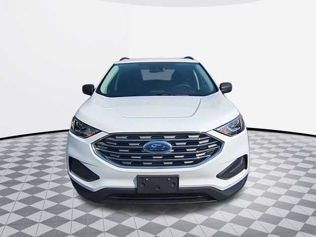 2022 Ford Edge SE photo 2
