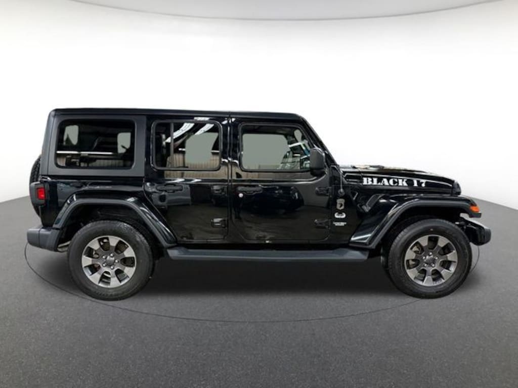 Used 2018 Jeep Wrangler Unlimited Sahara SUV