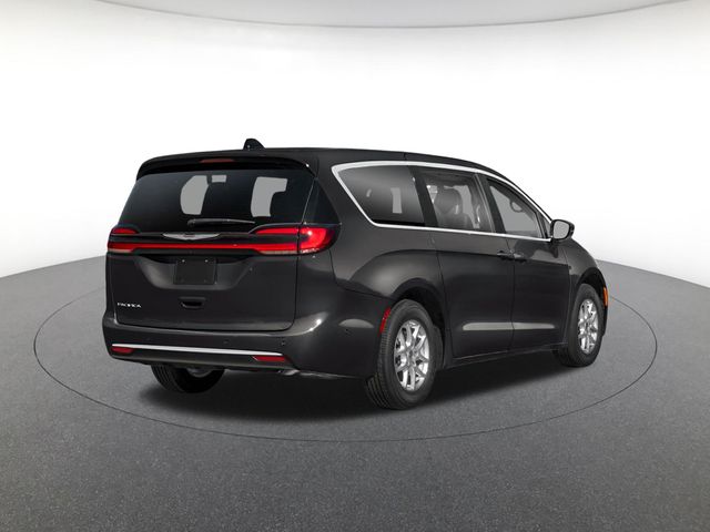 2025 Chrysler Pacifica photo 2