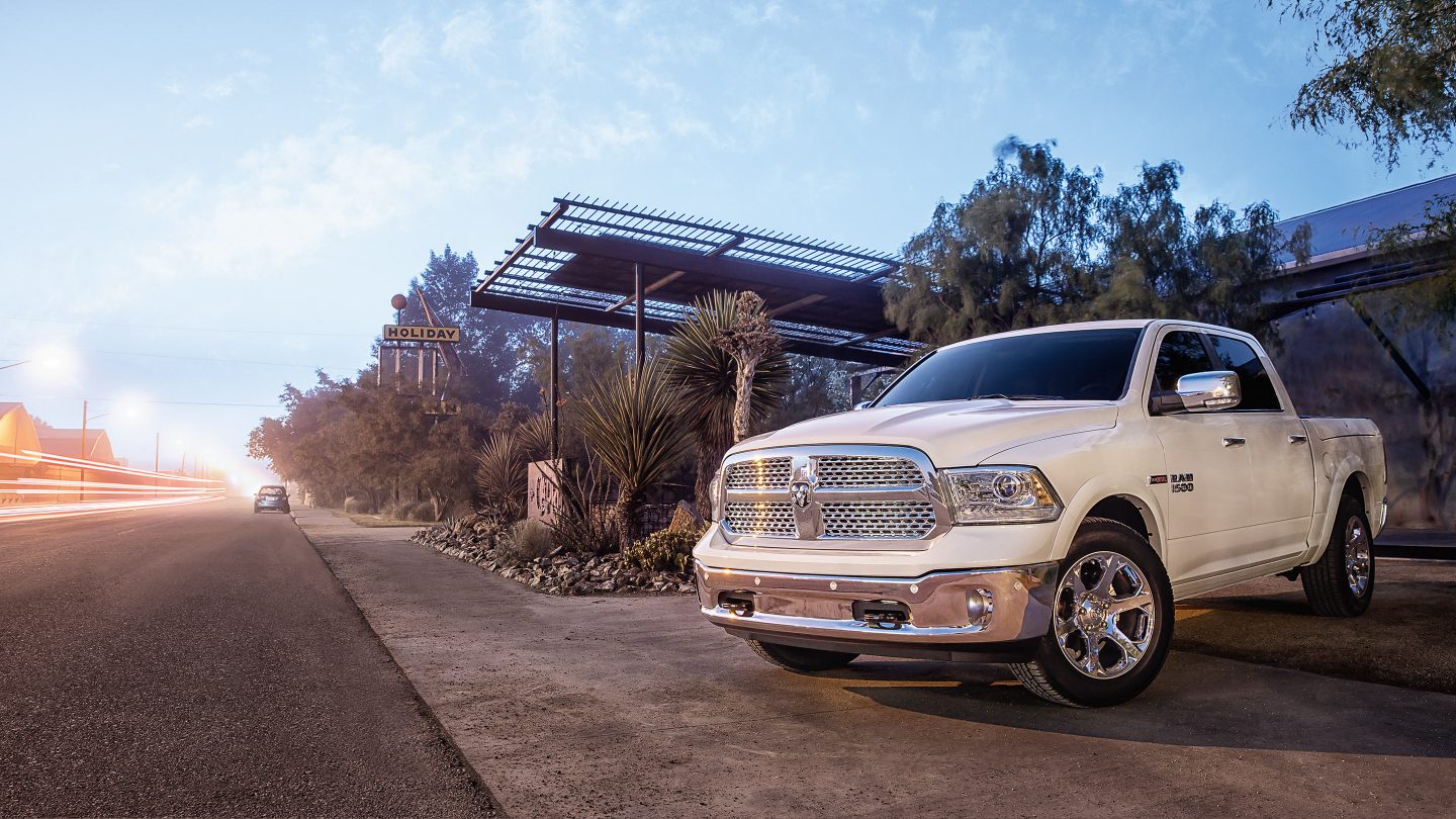 2017_Ram_1500_DriversSideProfile.jpg.image.1440.jpg