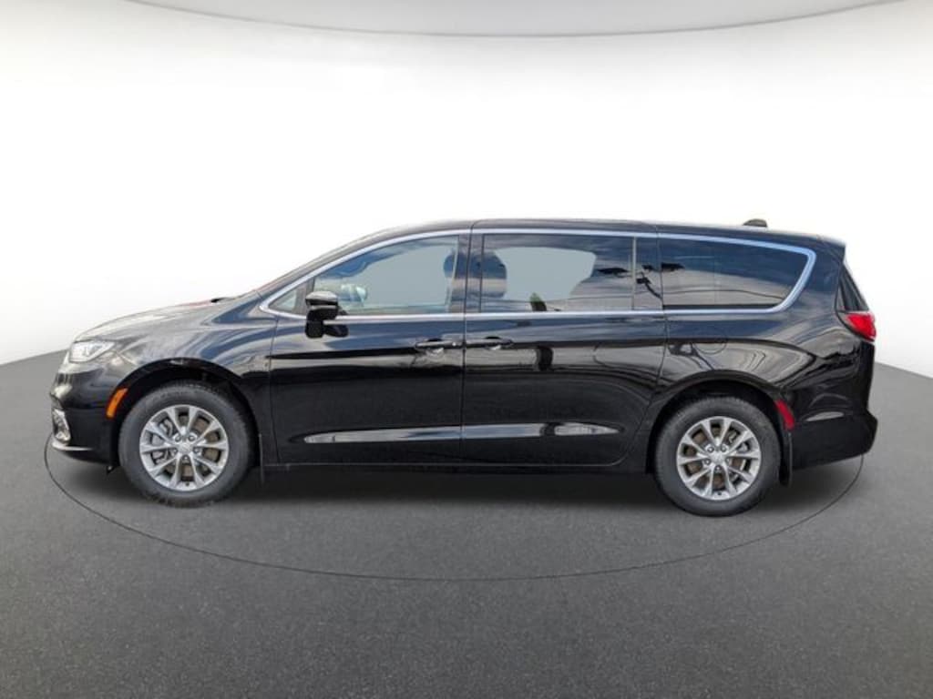 New 2026 Chrysler Pacifica Select Passenger Van