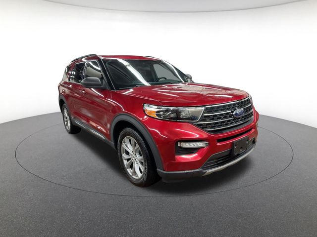 2020 Ford Explorer XLT photo 3