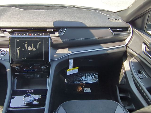 2025 Jeep Grand Cherokee Altitude - Photo 9