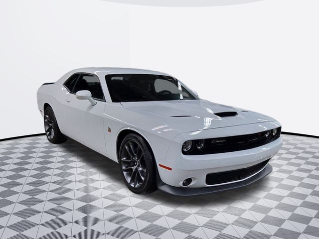 2022 Dodge Challenger R/T Scat Pack photo 3