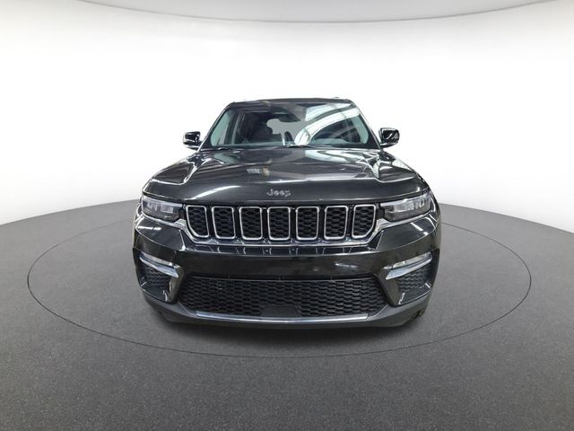 2023 Jeep Grand Cherokee Limited photo 2