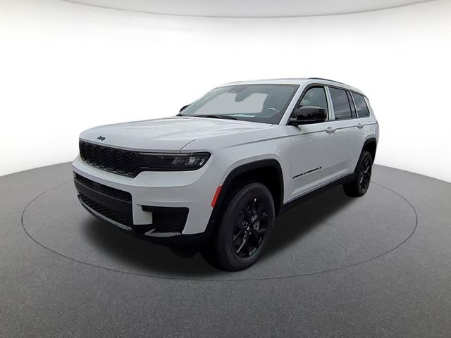 2025 Jeep Grand Cherokee L Altitude's photo