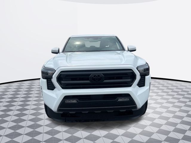 2024 Toyota Tacoma SR5 photo 2