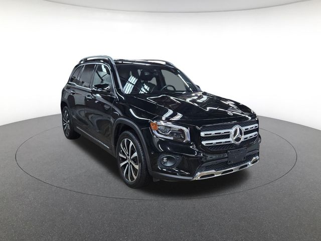 2022 Mercedes Benz GLB 250 photo 2
