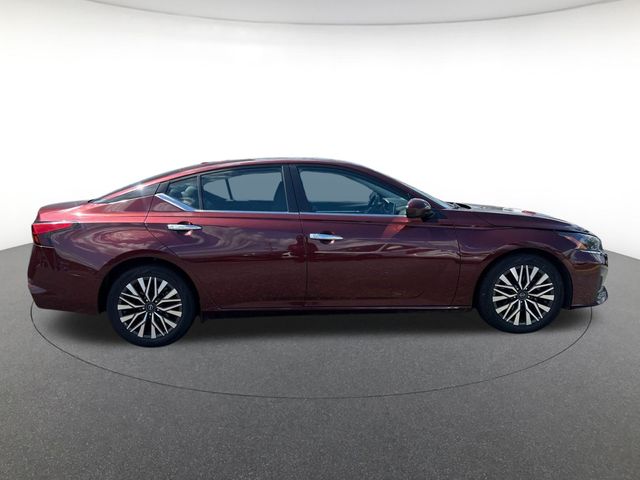 2023 Nissan Altima 2.5 SV photo 4