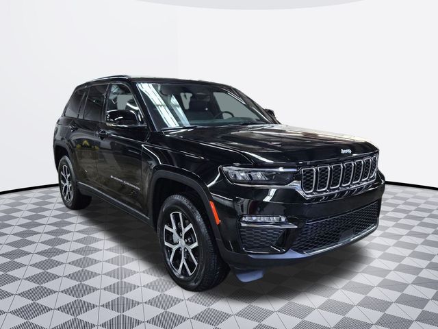 Used 2025 Jeep Grand Cherokee Limited with VIN 1C4RJHBG6SC307574 for sale in Owings Mills, MD