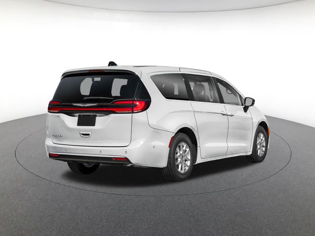 2025 Chrysler Pacifica photo 2