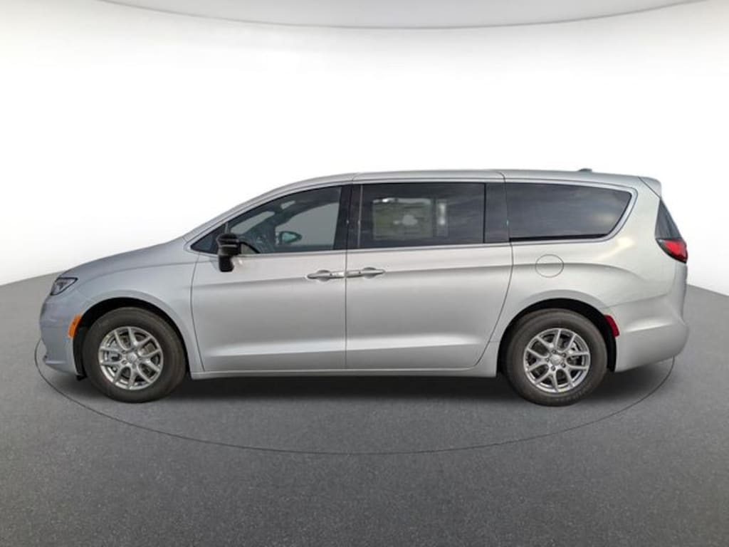 New 2026 Chrysler Pacifica Select Passenger Van