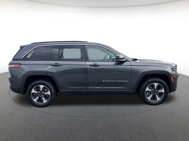 2024 Jeep Cherokee Limited 4xe photo 4