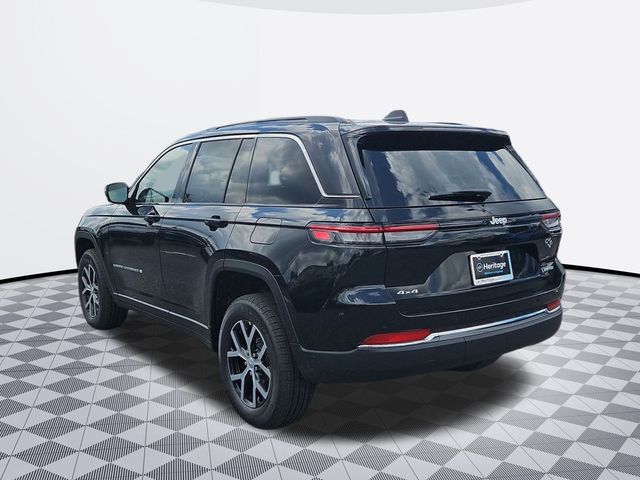 2025 Jeep Grand Cherokee Limited photo 2