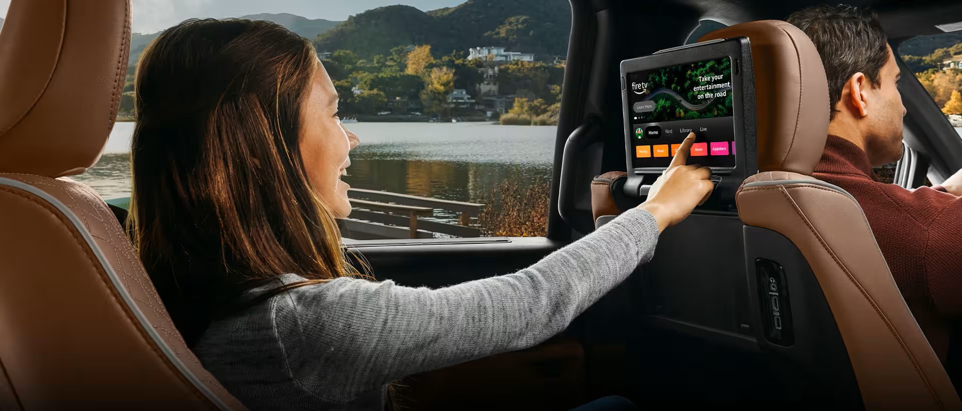 Ways the 2025 Chrysler Pacifica Plugin Hybrid Keeps You Connected