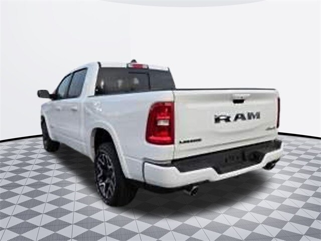 2025 Ram 1500 Laramie photo 3