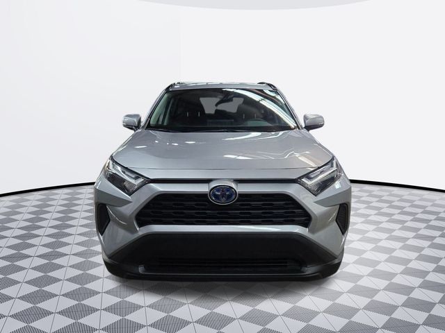 2024 Toyota RAV4 Hybrid XLE photo 2