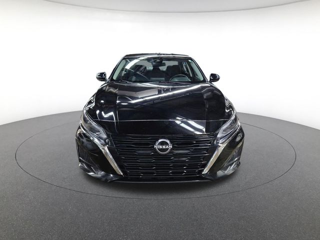 2023 Nissan Altima 2.5 SV photo 2