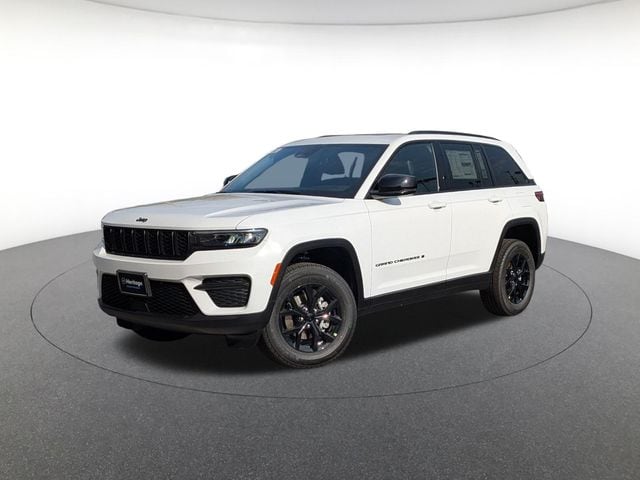 2025 Jeep Grand Cherokee Altitude's photo