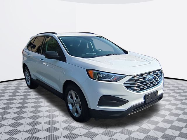 2022 Ford Edge SE photo 3