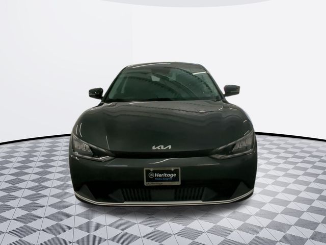 2024 Kia EV6 Light photo 2