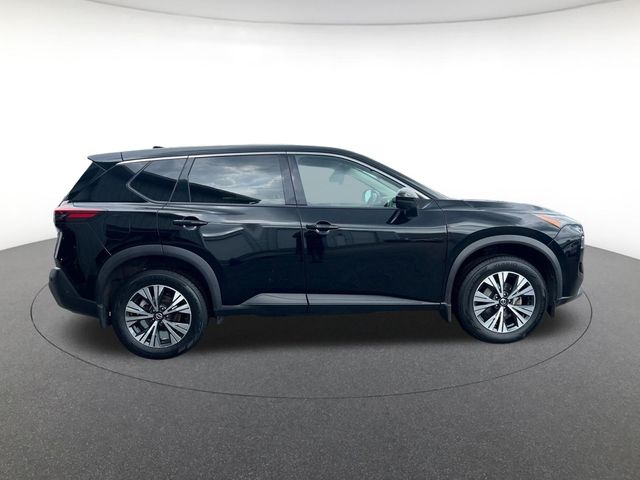 2021 Nissan Rogue SV photo 4