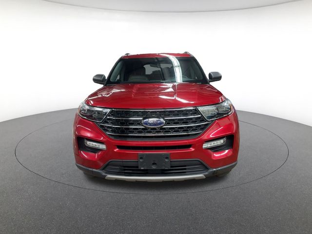 2020 Ford Explorer XLT photo 2