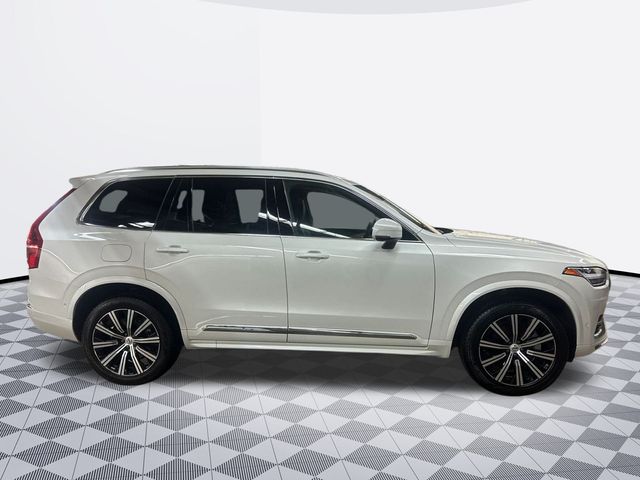 2025 Volvo XC90 B5 Plus photo 4