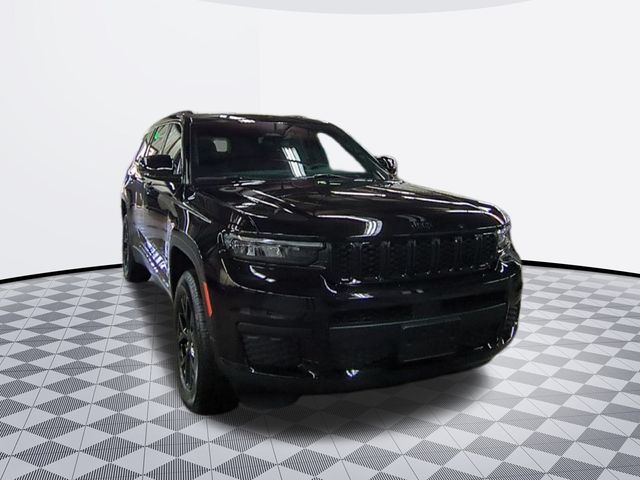 2025 Jeep Grand Cherokee Altitude X photo 3