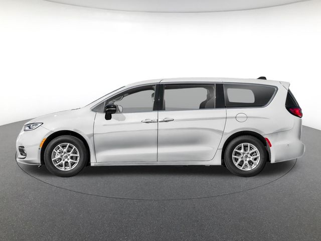 2025 Chrysler Pacifica photo 3