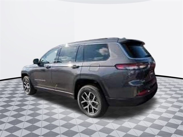 2025 Jeep Grand Cherokee Altitude X photo 3
