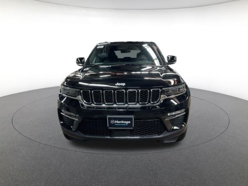 New 2025 Jeep Grand Cherokee Limited Sport Utility
