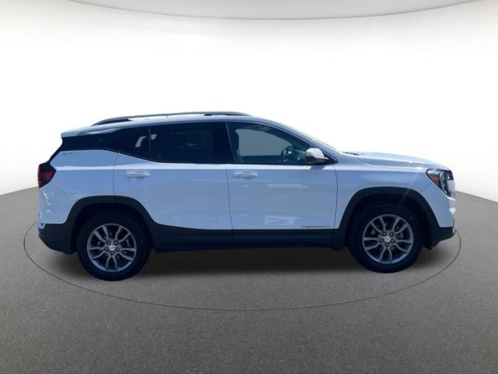 Used 2023 GMC Terrain SLT SUV