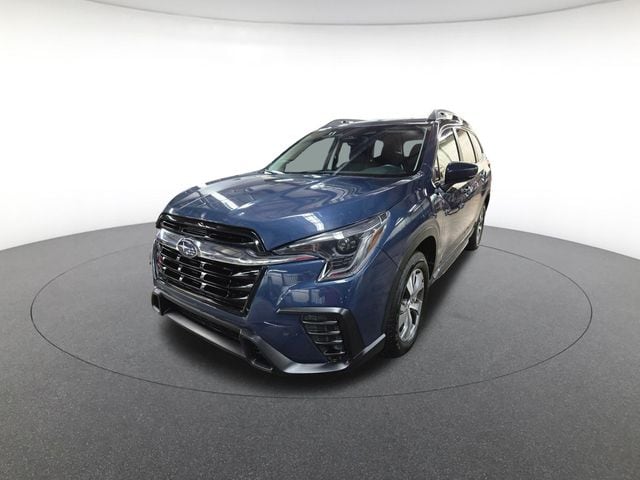 2024 Subaru Ascent Premium's photo