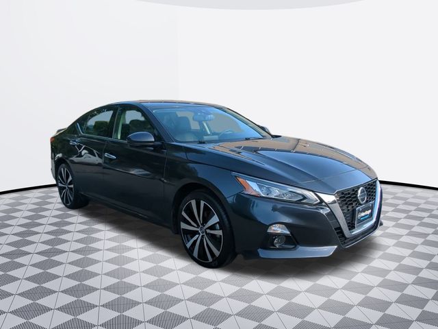 2022 Nissan Altima 2.5 Platinum photo 3