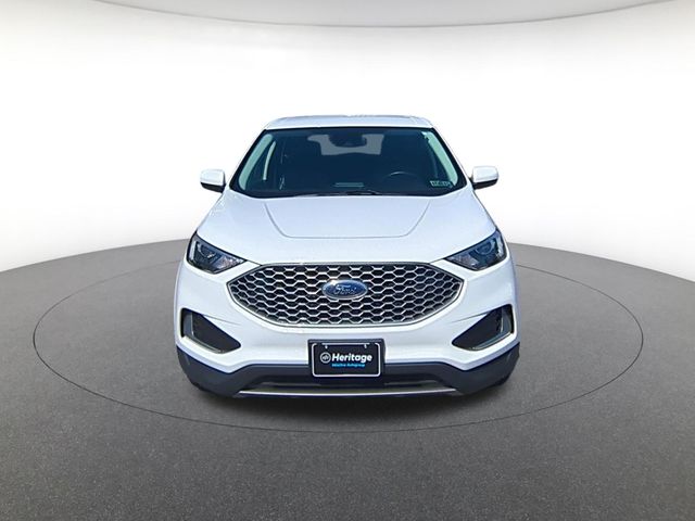 2023 Ford Edge SEL photo 2