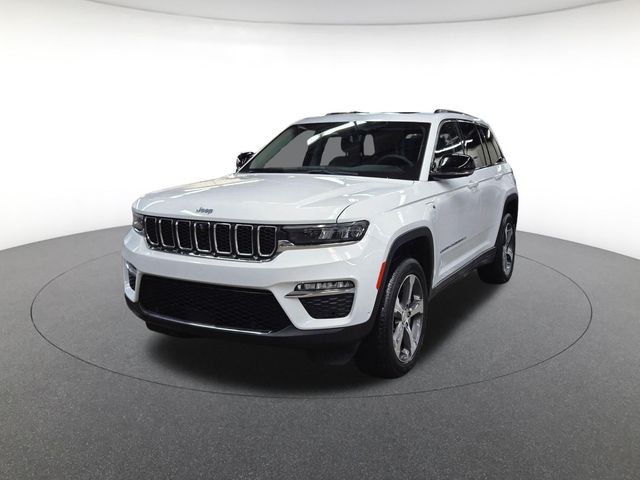 2023 Jeep Grand Cherokee 4xe's photo