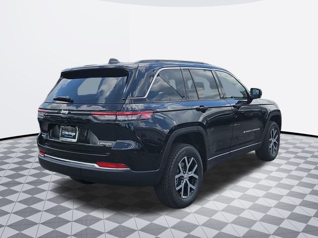 2025 Jeep Grand Cherokee Limited photo 3