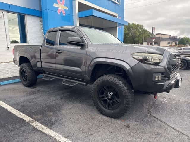 2021 Toyota Tacoma SR photo 3